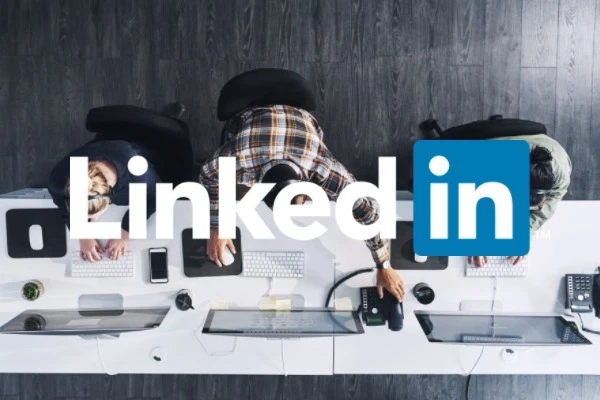 Lee más sobre el artículo Funciones de LinkedIn para impulsar a profesionales y empresas